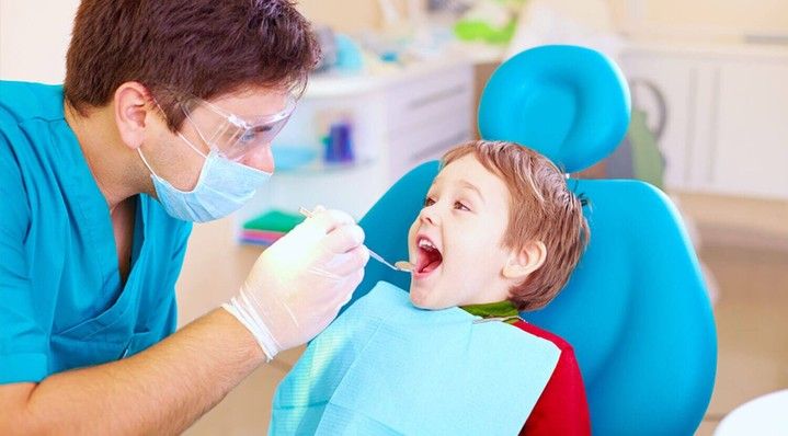 Береги смолоду: почему стоит начать следить за здоровьем зубов как можно раньше